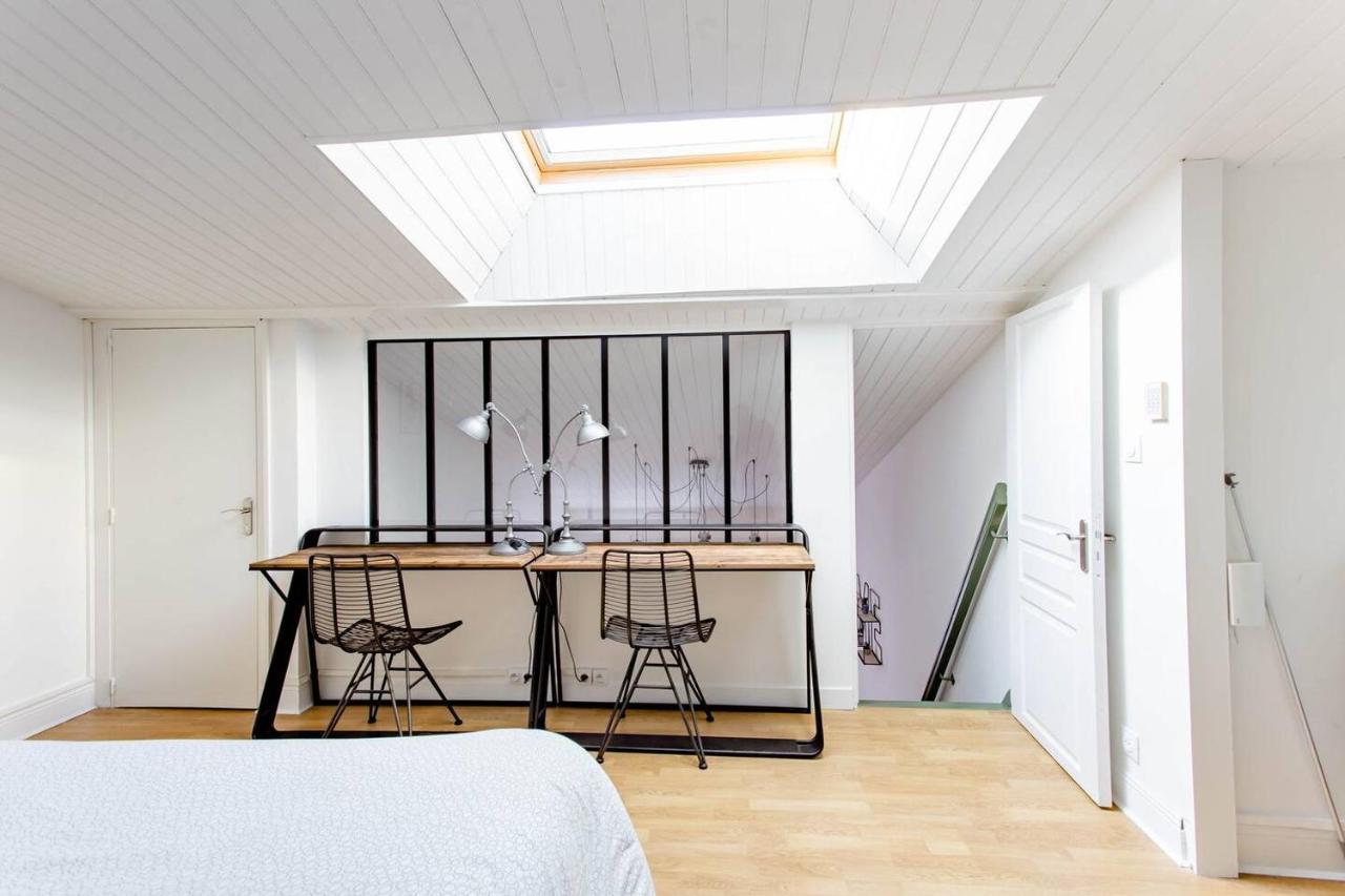 Superbe Duplex De 70M2 Avec 2 Chambres En Hyper Centre Au Calme Sur Cour Classe 3 Etoiles Avec Parking En Option La Rochelle (Charente-Maritime) Exterior photo