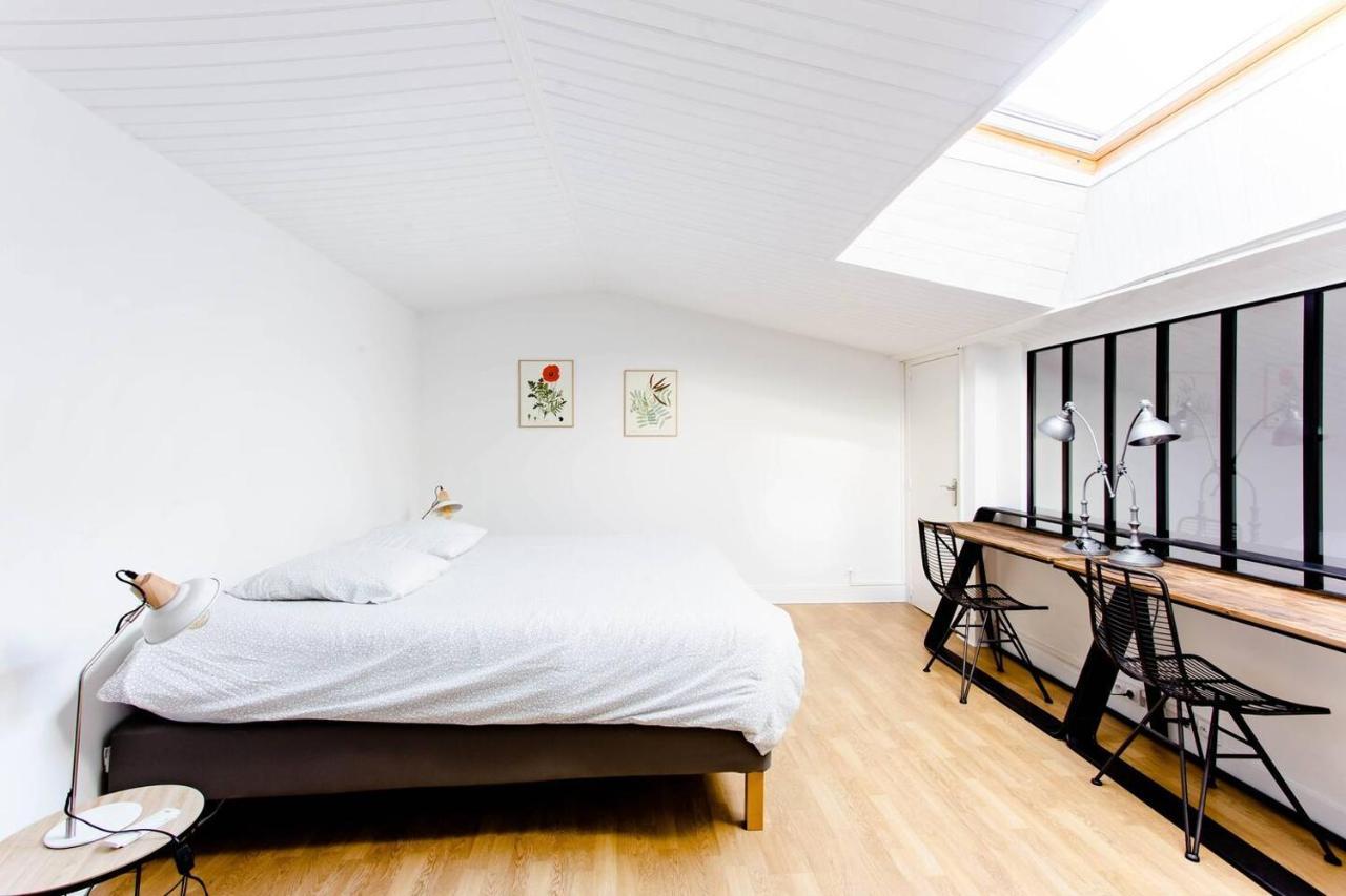 Superbe Duplex De 70M2 Avec 2 Chambres En Hyper Centre Au Calme Sur Cour Classe 3 Etoiles Avec Parking En Option La Rochelle (Charente-Maritime) Exterior photo